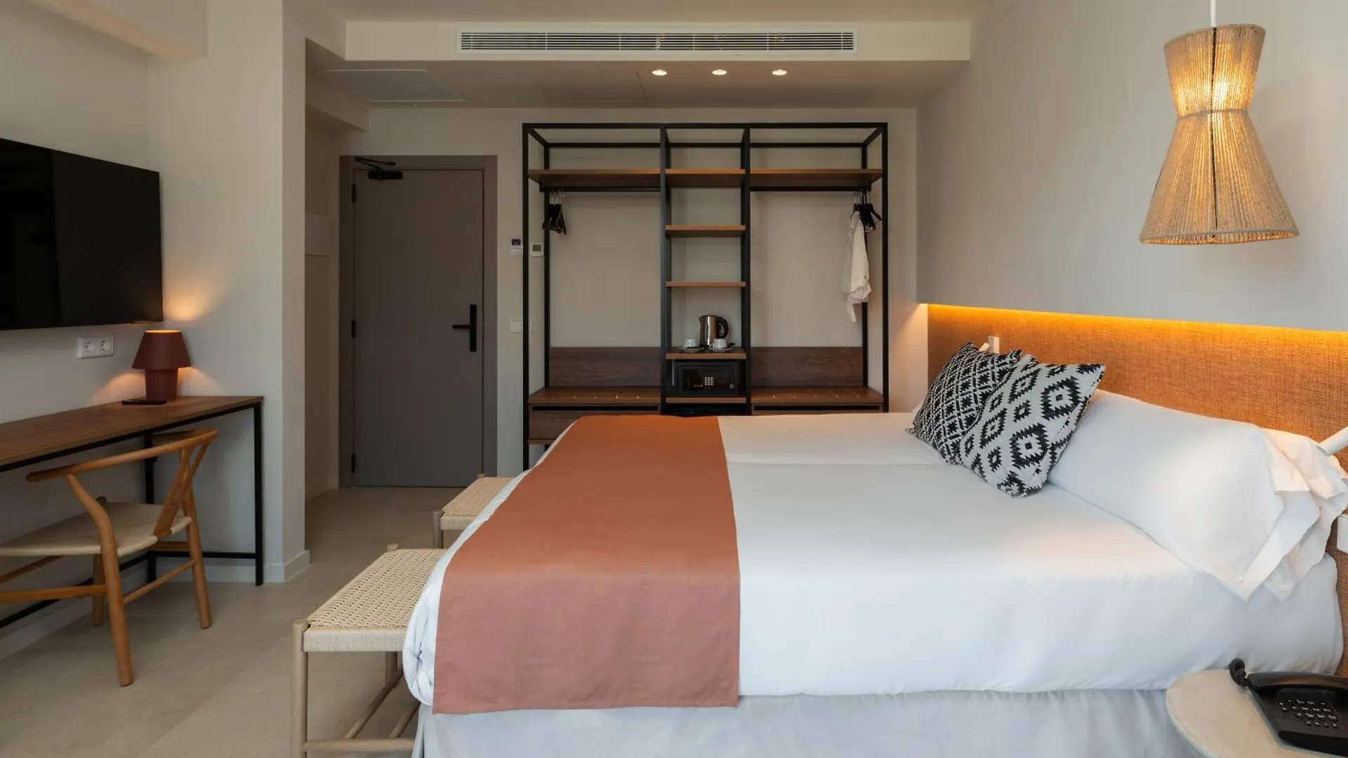 **** Hotel Fergus Bermudas Palmanova Espagne